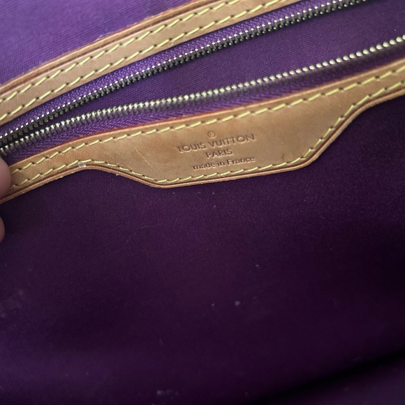 Authentic Louis Vuitton Brea HandBag - Picture 9 of 13